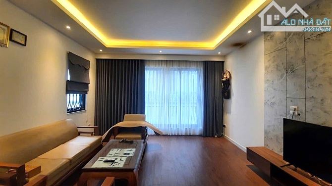 BÁN GẤP NHÀ LÔ GÓC PHỐ YÊN LÃNG, Q. ĐỐNG ĐA: 44M2*5TẦNG, NGÕ KINH DOANH, 11.8 TỶ - 2