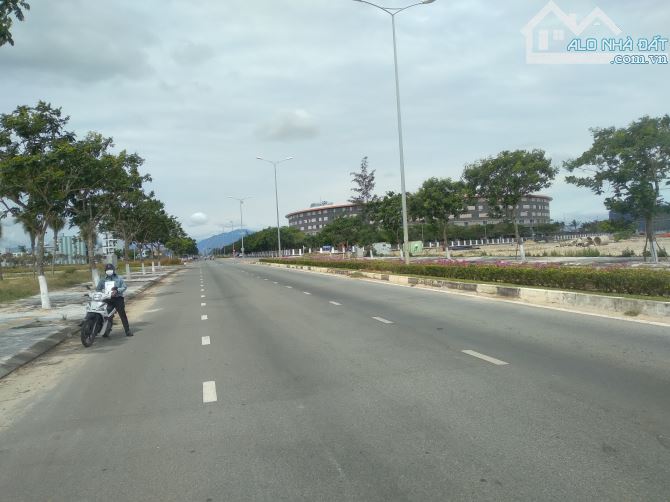 cho thuê Đất 2 Mặt Tiền Đường Nam Kỳ Khởi Nghĩa, FPT City Đà Nẵng, 350m2/15 triệu/1tháng - 2