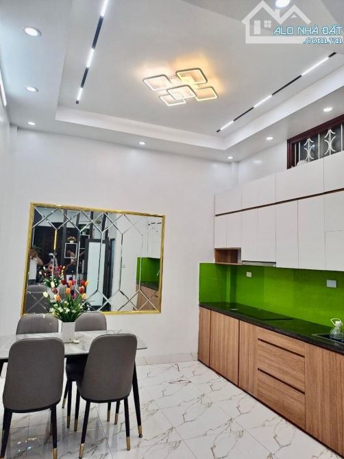 🏠🏠 BÁN NHÀ 79 CẦU GIẤY NGÕ 4 GÁC, 117M RA MẶT ĐƯỜNG, Ở + KINH DOANH ĐỀU ĐƯỢC, - 2