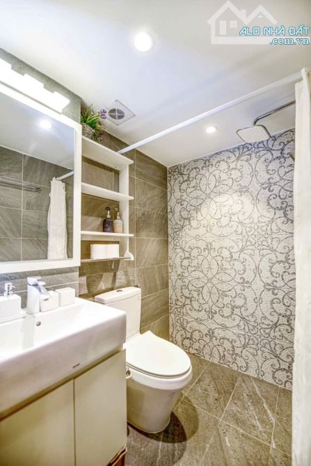 Cho thuê căn hộ thang máy đủ tiện nghi ngõ 173 Hoàng Hoa Thám - 3