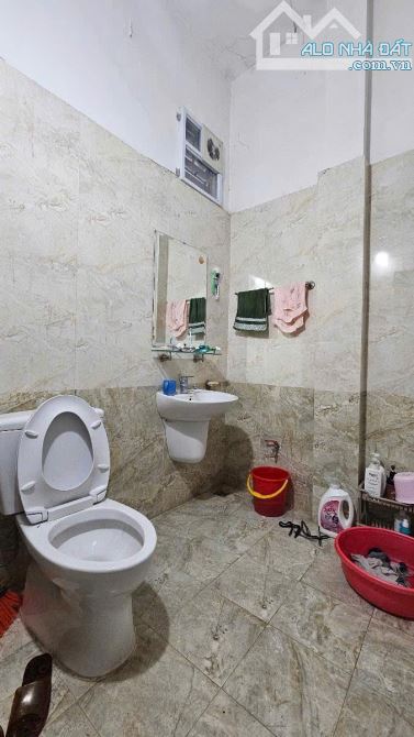 🆘 SỐC😱50m2 (6.8tỷ) Hoàng Hoa Thám ,sân để xe riêng biệt - gần phố 🆘 - 3