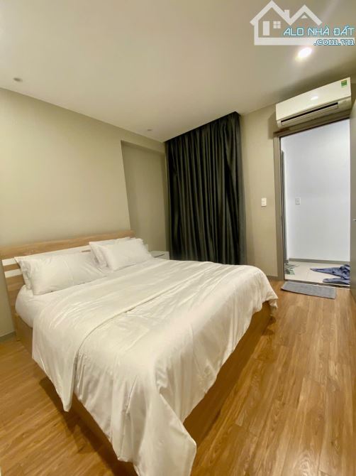 Cho thuê C.c Gold View - 92m 2pn2wc - Có nội thất - 3