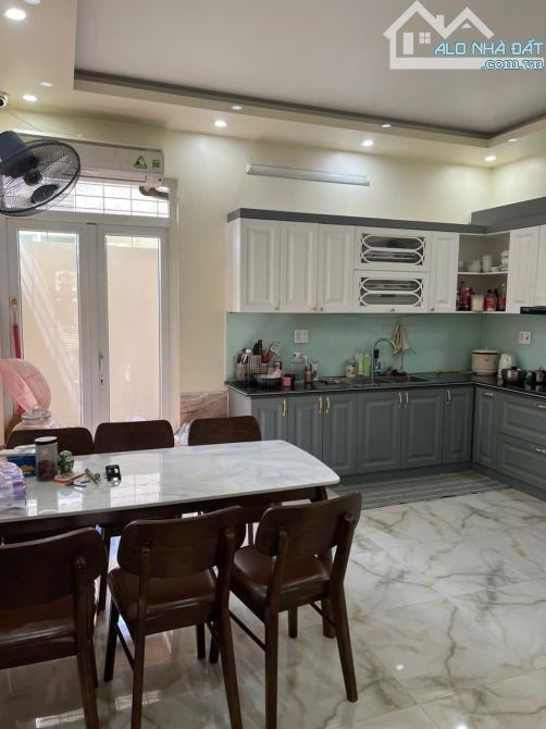 Căn nhà 3 tầng 125m2 tại Trang Quan, An Đồng. Đường khu phân lô đẹp nhất Trang Quan 12m gi - 3