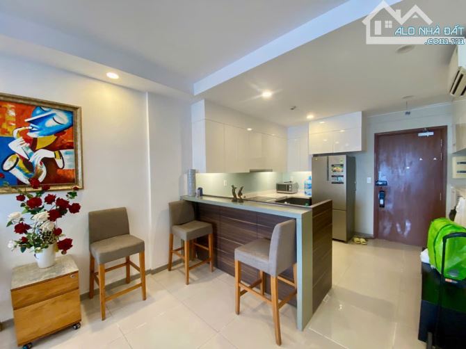 Cho thuê C.c Gold View - 92m 2pn2wc - Có nội thất - 4