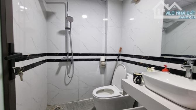 Bóc tem! Tôn Đức Thắng,40m*5T, xây mới chớm 6, ngõ rộng thoáng - 4