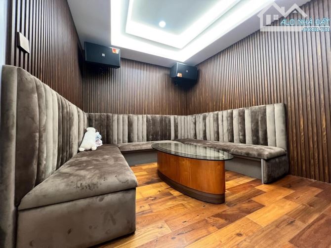 BÁN, Biệt Thự Phố NGUYỄN KHÁNH TOÀN 125m2 4 tầng Mặt Tiền 6m Trung Tâm Quận Cầu Giấy - 4