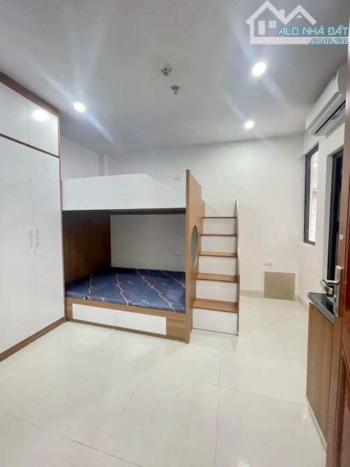 Toà nhà dòng tiền 100tr/ tháng Văn Chương Tôn Đức Thắng Đống Đa, DT70m, 7T, mt6m, 16.5 tỷ - 6