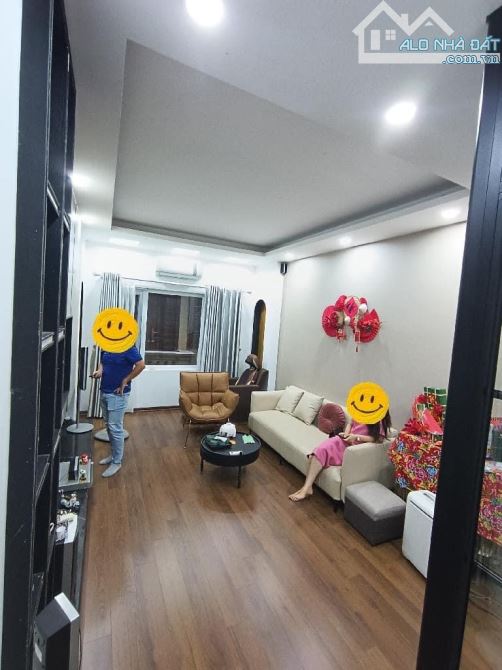 NHỈNH 6 TỶ - NHÀ PHỐ VĂN CAO SÁT HỒ TÂY 30m2*5T*3.5m, GẦN OTO, VIEW HỒ TÂY, NT NHÀ CỰC ĐẸP - 6