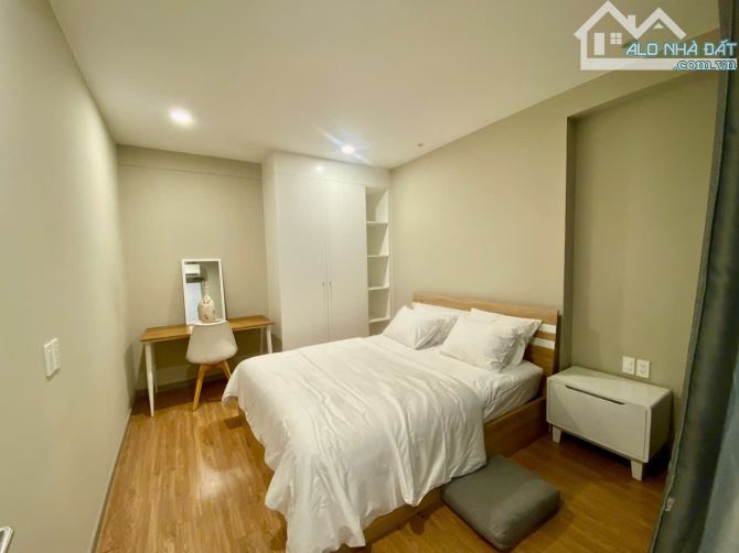 Cho thuê C.c Gold View - 92m 2pn2wc - Có nội thất - 8