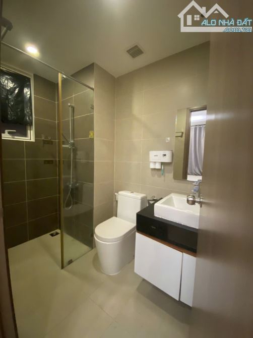 Cho thuê C/c 100m2 3pn2wc - Có nội thất - Galaxy 9 - 8