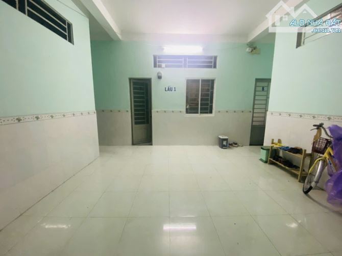 CHDV mặt tiền Đất Thánh 270m2 - 48 phòng- doanh thu 150tr/th giá bán 42 tỷ thương lượng - 8