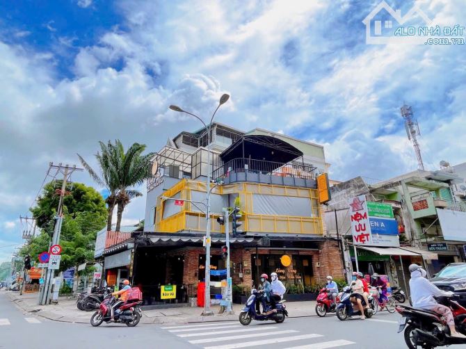 Bán nhà MTKD đường Nguyễn Xuân Khoát dt 9x17m-1trệt-1lầu,giá 27 tỷ TL