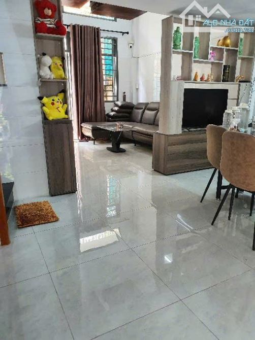 Bán nhà quận 11, đường Bình Thới, hẻm xe hơi, 53m2, 7.4 tỷ