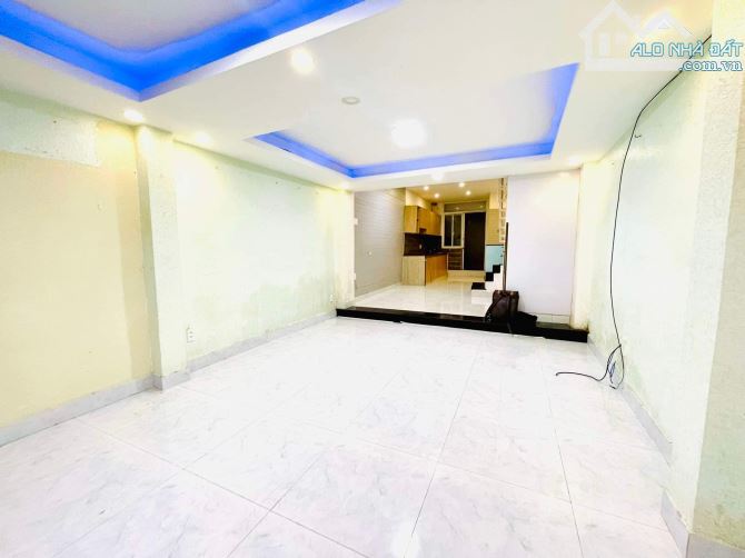 Bán nhà Nguyễn Cửu Vân,P.17, Bình Thạnh. 50m2 , 2 tầng , 3 phòng ngủ, Giá nhỉnh 5 tỷ