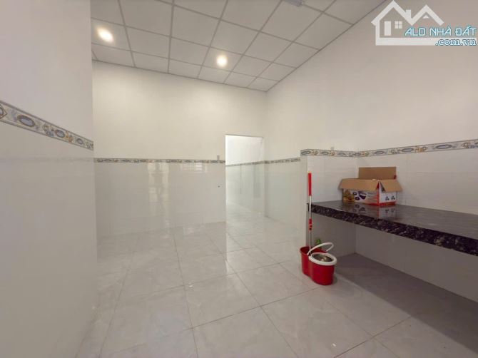 Bán nhà 1 lầu đang cho thuê mặt tiền đuờng Lý Thuờng Kiệt,gần Lộc Phố,phuờng 5 tp Mỹ Tho - 1