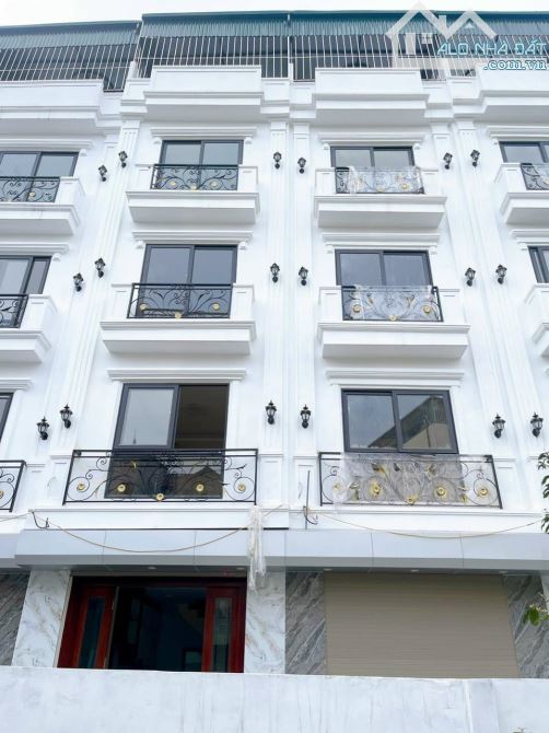 [GIÁ HỜI, GẦN PHỐ]  30M2- 5 TẦNG- 3PN -NHÀ MỚI- GIÁ 3.65 TỶ - 1