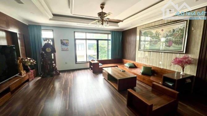 100M2 TỨ LIÊN - LÔ GÓC - KINH DOANH - THANG MÁY - ĐẦU TƯ - CHỈ 18 TỶ - 1