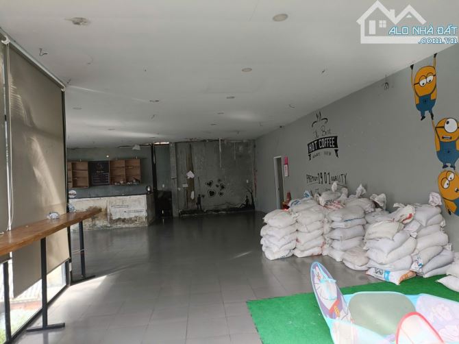 BÁN ĐẤT CÓ NHÀ 402M2 TÂN TÚC, BÌNH CHÁNH, GIÁ 12 TỶ 2 - 1