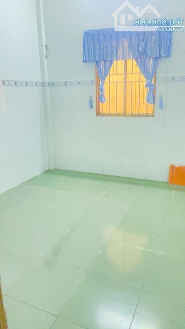 Bán nhà 343 m2 mặt tiền đường Hàng Xoài có sân rộng - 12
