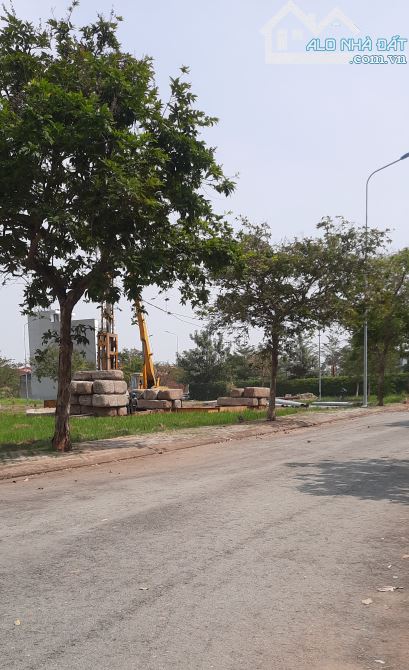 Đất đường Đào Trí,  5x22=110m2 giá 6 tỷ,  khu cao cấp - 2