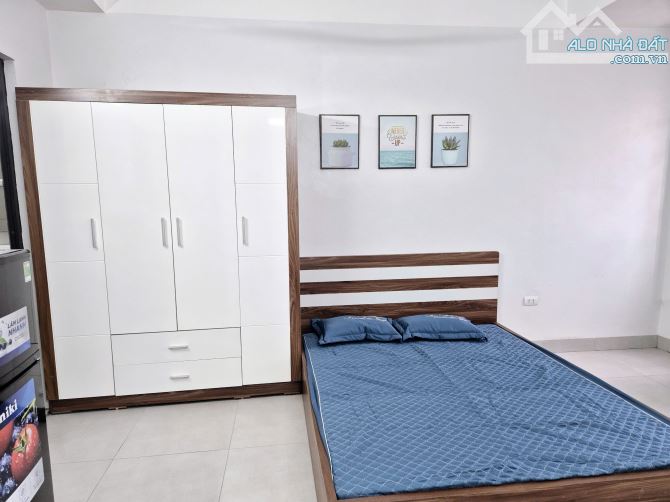 Cho Thuê CCMN Ngõ 1 Đồng Me Nam Từ Liêm 30m2 Studio Ban Công Cửa Sổ Bếp  Riêng Thang Máy - 2