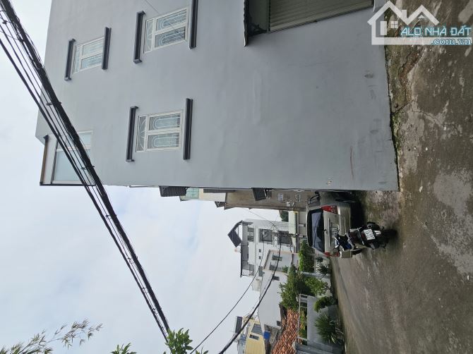 Hiếm ngang khủng 6*19 HXH quay đầu trước nhà Hoàng Hoa Thám - 2 tầng - 5pn - 2