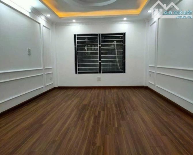 Bán nhà 50m2 xây dựng 4 tầng,kinh doanh nhỏ,oto vào nhà. - 2