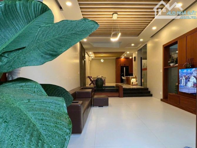 MTNB đường khu CMT8, Tân Bình. DT: 6.6x24m, nhà 3 tầng ở ngay giá bán 21.5 tỷ - 2