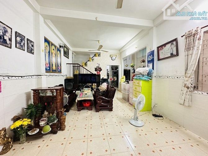 Bán Gấp Nhà 70m2 ( 5m x 14m ) - Tân Bình Nguyễn Hồng Đào - 2