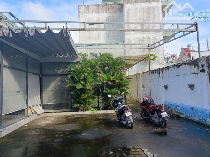 BÁN ĐẤT CÓ NHÀ 402M2 TÂN TÚC, BÌNH CHÁNH, GIÁ 12 TỶ 2 - 2