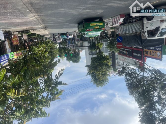 Bán nhà 1 lầu đang cho thuê mặt tiền đuờng Lý Thuờng Kiệt,gần Lộc Phố,phuờng 5 tp Mỹ Tho - 3