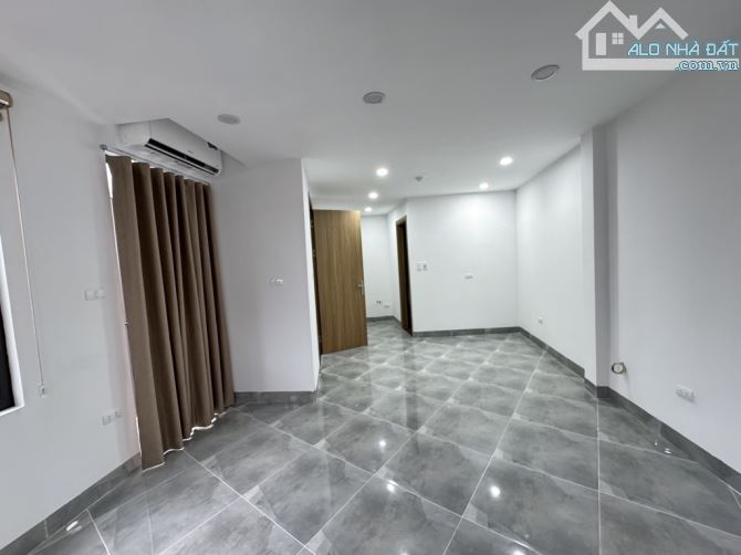 Bán nhà Tràn Hữu Tước, đường đâm, vài bước chân ra mặt phố, thang máy, 45m2, chào 10 tỷ 95 - 3
