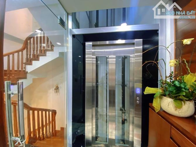 MẶT PHỐ QUẬN CẦU GIẤY PHÂN LÔ - KINH DOANH - VỈA HÈ - Ô TÔ TRÁNH - THANG MÁY. - 4
