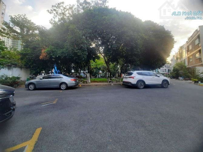 HXH TÔ HIẾN THÀNH - CMT8, QUẬN 10 (4,3x16m) 4 TẦNG THANG MÁY. GIÁ 14 TỶ