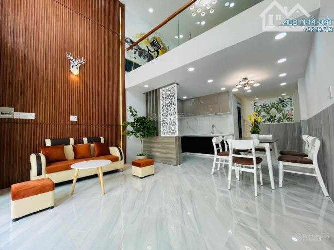 Chốt ngay được nhà Đặng Văn Ngữ, Phú Nhuận. 3 Tỷ 200/52m². Sổ hồng riêng, bao sang tên.