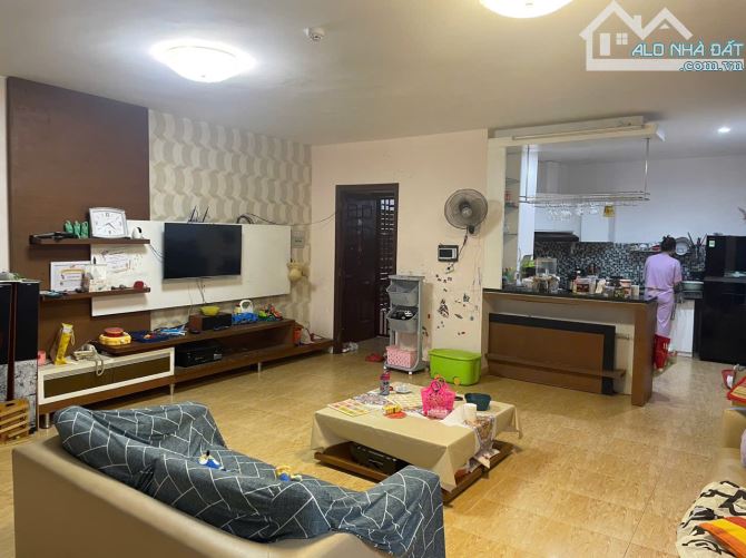 Bán căn hộ Seaview Vũng Tàu 3 phòng ngủ - Giá tốt chỉ 2.4 tỷ Full Nội Thất