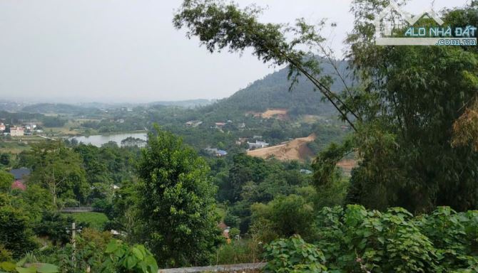 Đất view hồ hơn 2000m giá chỉ hơn 4tr/m rẻ nhất thị trường hoà lạc, sẵn sổ cc chủ cần tiền