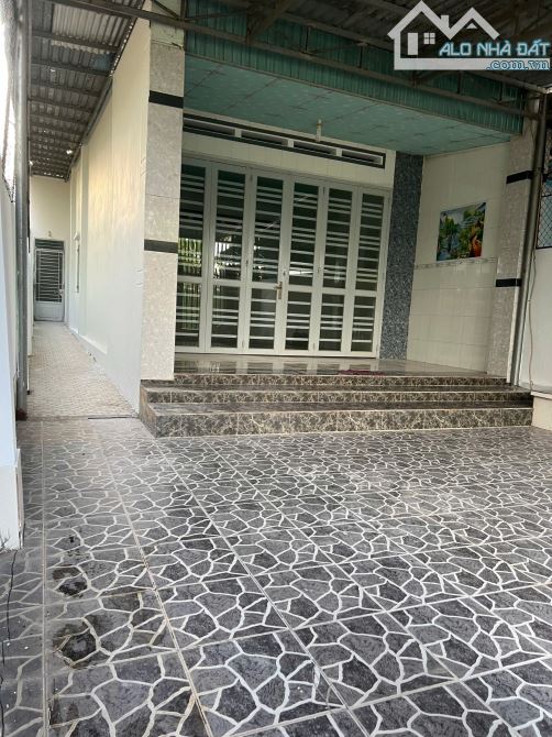 Kẹt tiền chính chủ cần bán gấp nhà cấp 4 168m2, Hoà Thành, Tây Ninh. SHR - 11