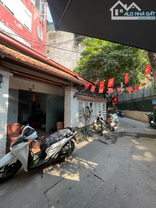 1 NHÀ RA MẶT PHỐ - Ô TÔ TRÁNH - VIEW SVĐ - TẶNG GPXD 10 TẦNG TRỊ GIÁ 2 TỶ - 1