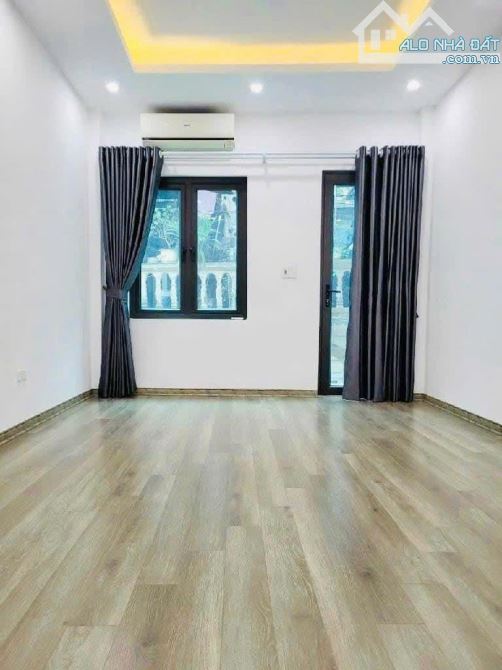 BÁN. G.ẤP SIÊU PHẨM MINH KHAI - HAI BÀ TRƯNG 30m2, xây 5 tầng, giá bán: 5,39 tỷ - 1