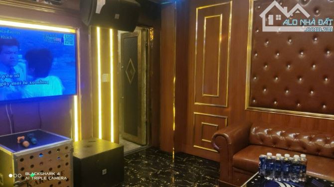 TÒA KARAOKE NGUYỄN TẤT THÀNH - 125M2 - 4 TẦNG - VIEW BIỂN - 11 PHÒNG - 18.5 TỶ  - - 1