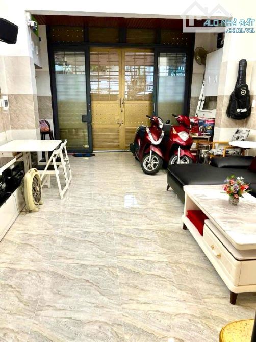 Bán nhà mặt tiền KD Nguyễn Thái Bình, Q.Tân Bình, giáp khu K300, 3 tầng, 42m2, 8.9 TỶ - 1