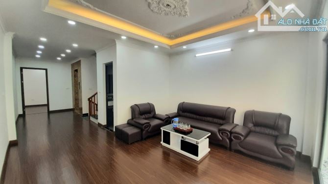 MỚI ĐẸP LONG LANH Bán nhà Đông Mỹ, Thanh Trì diện tích 60m2, 4 tầng THANG MÁY, mt 4,5m - 1