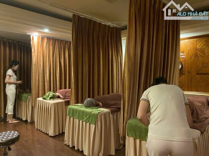 BÁN CĂN KHÁCH SẠN KINH DOANH CỰC TỐT MẶT TIỀN BÙI THỊ XUÂN ĐÀ LẠT - 1