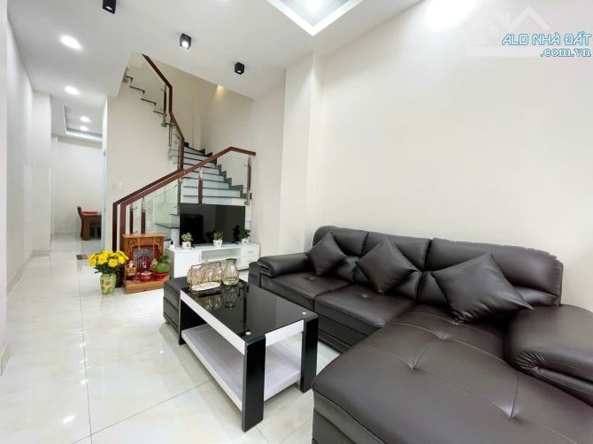 🏠 Bán nhà Mới - Đẹp Đường Vũ Tùng, P.2, 54m2, 5.7 Tỷ TL - 1