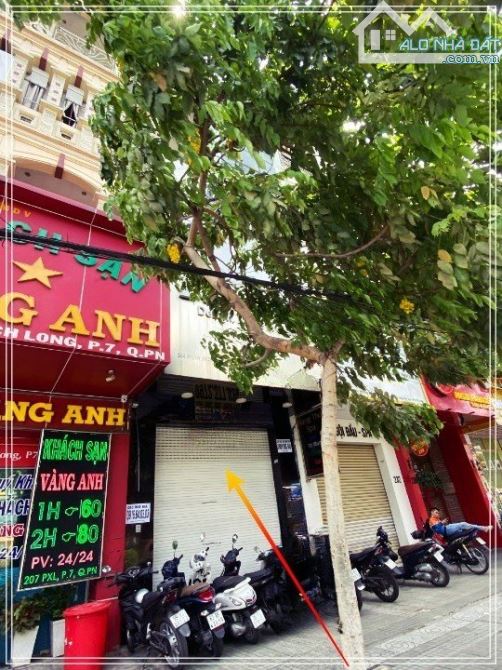 Bán Nhà Mặt Tiền Phan Xích Long - Đường Hoa. Quận Phú Nhuận. DT: 4 x 20m. 4 Tầng. - 2