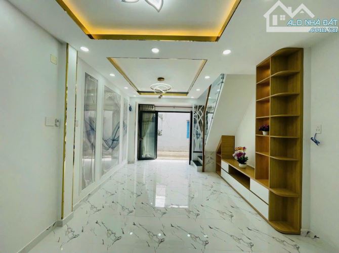 Kẹt vốn làm ăn bán nhanh nhà HXH Tô Hiến Thành , P14 , Quận 10, 60m2 giá 4.35tỷ - 2