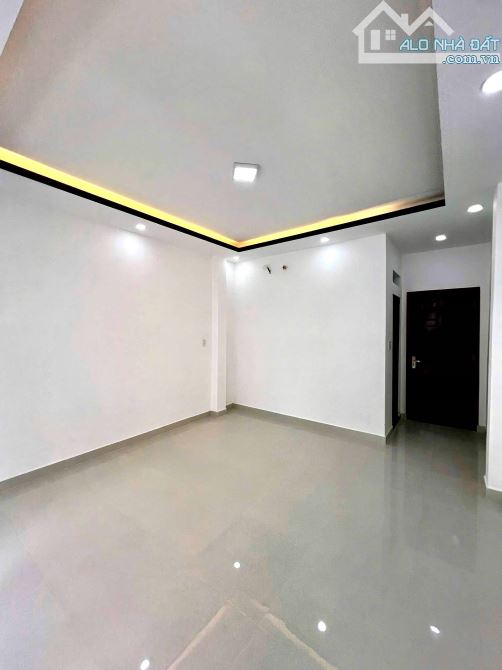 24100667-Bán nhà Nguyễn Thị Tần Q8, 6.1*14m, SHR 2 tầng 2PN, CHỈ 6.7ty TL - 2