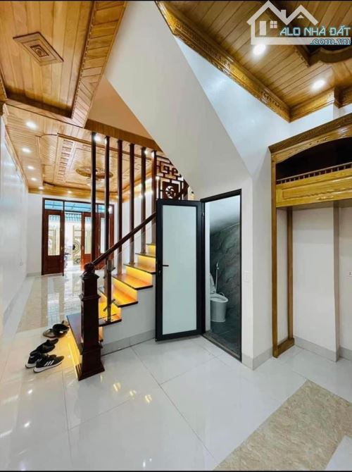 CHÍNH CHỦ GỬI BÁN HỘ CĂN NHÀ SIÊU PHẨM 4 TẦNG MẶT ĐƯỜNG VŨ KHẾ BẬT  -TP NĐ - 2