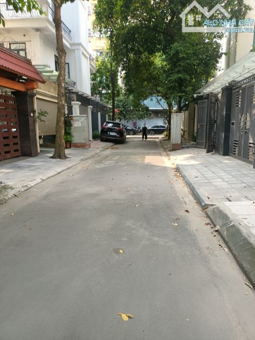 Bán BT sát Bộ Ngoại Giao - Nam Từ Liêm. Lô Góc, tặng lại nội thất nhập khẩu. 115m 4 tầng. - 3